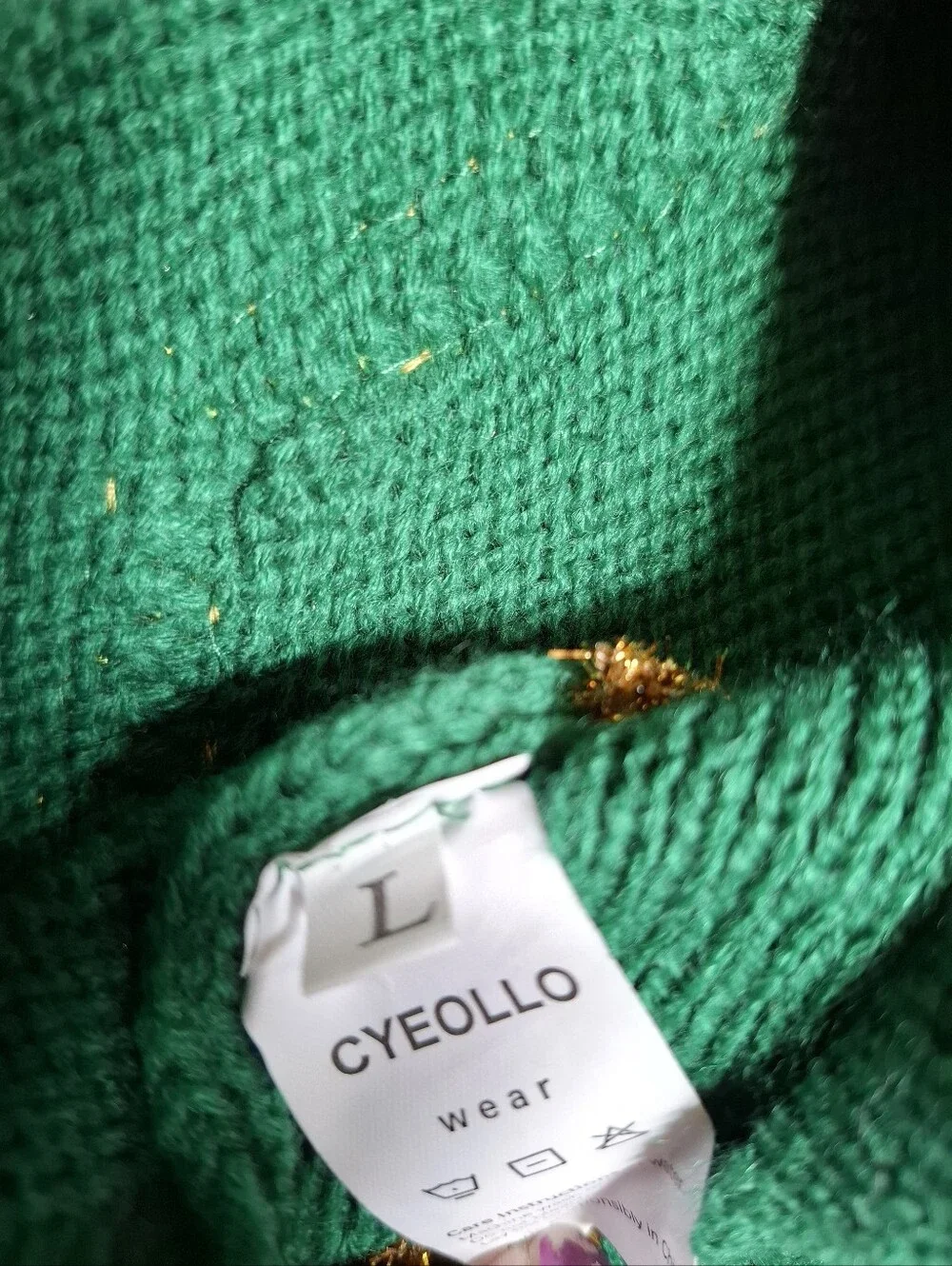 NWT Cyeollo Green Holiday Pom-Pom Dog Sweater